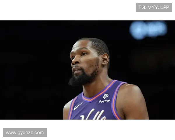 小贾巴里盛赞杜兰特精神品质称其为年轻球员的完美榜样